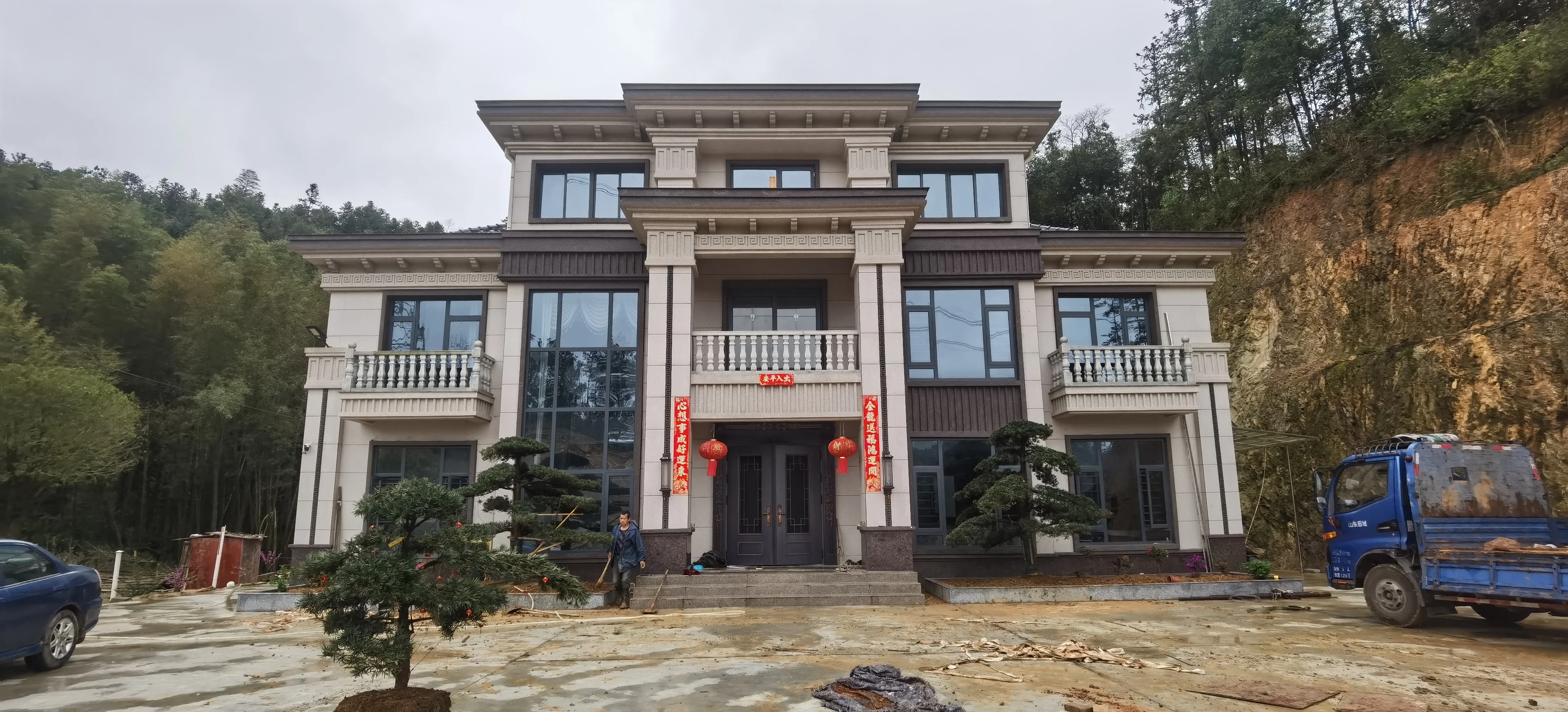 真实建好实拍大宅 3 - 山间现代欧式别墅乔迁